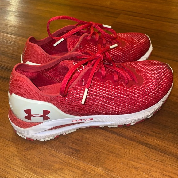 Under Armour HOVR Sonic 4 Running Shoes - Wisconsin Badgers - Picture 2 of 5